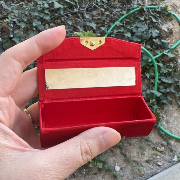 Beautiful Jewelry box (lipstick box )with mirror - Picture 2 of 2